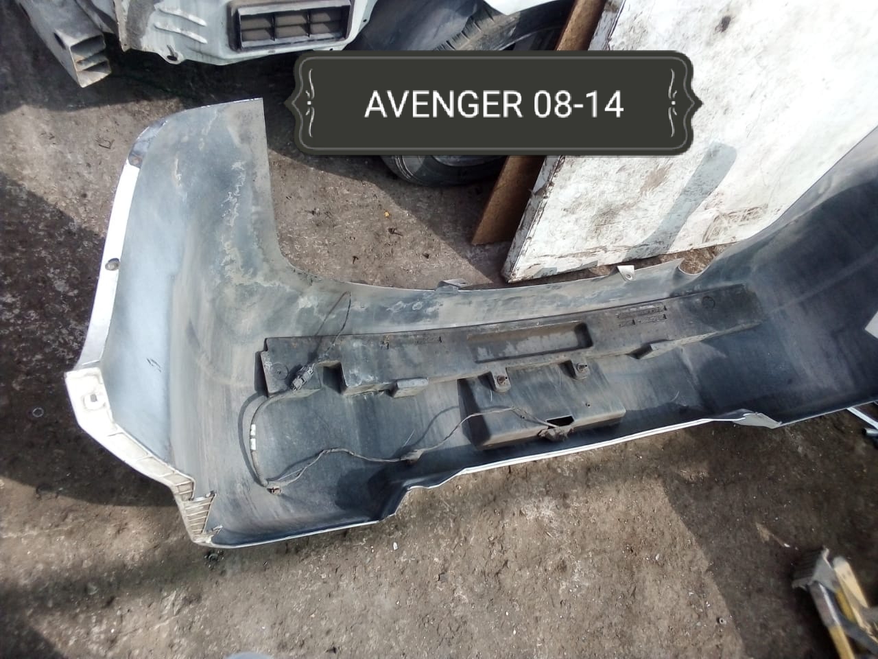 PARACHOQUES POSTERIOR DODGE AVENGER 2008 AL 2014